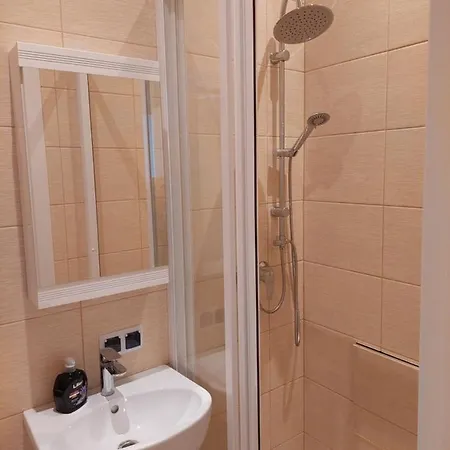 Cosy One Seperate Bedroom In Center, Perfect For Family Trip. * Riga